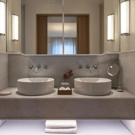 Erema, A Member Of Design 5* Provatas